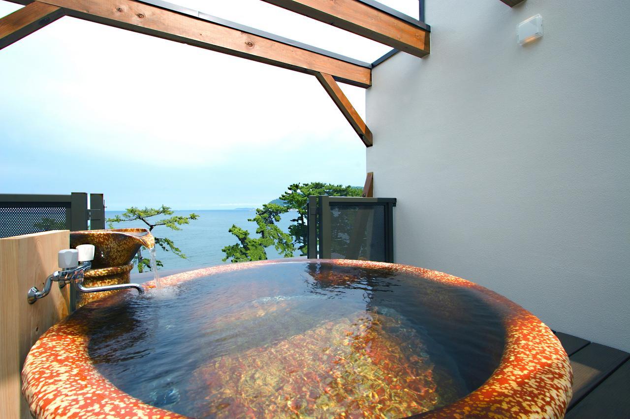New Tomiyoshi Hotel Atami  Exterior photo